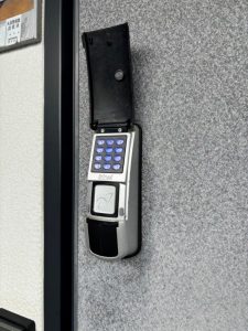 E203 (2)