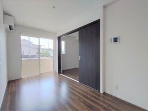 438_207877_3_640_480