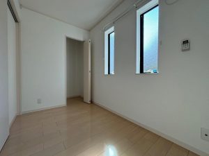 202 (19)