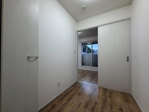 205 (24)