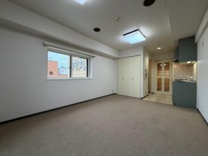 701 (31)