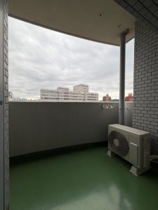 701 (35)